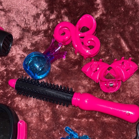 Pink and Blue Toy Hair Styling Set - Picture 3 of 7
